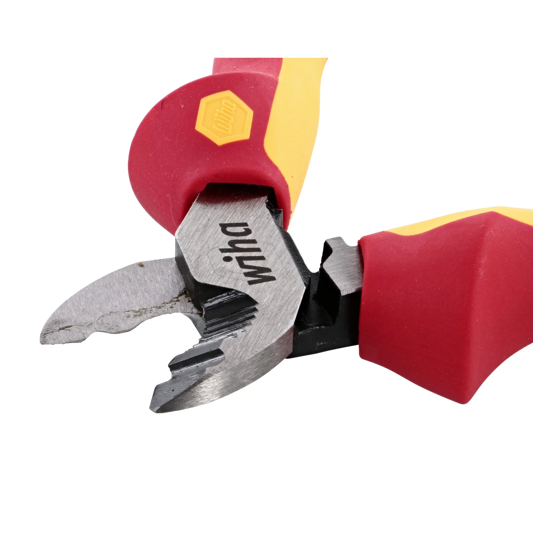 Insulated Serrated Edge Cable Cutters 6.3" - Image 2